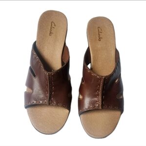Clarks Women’s Brown Leather Slide Sandals Comfort Wedge Heel Size 11M Pre-Owned